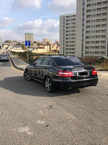 Mercedes E 200 2012, 134,000 km - 1.8 л - Bakı