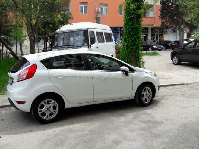 Ford Fiesta 2014, 44,000 km - 1.6 l - Bakı