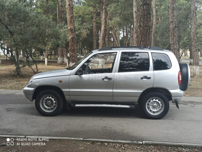 Chevrolet Niva 2004, 210,850 km - 1.7 л - Sumqayıt