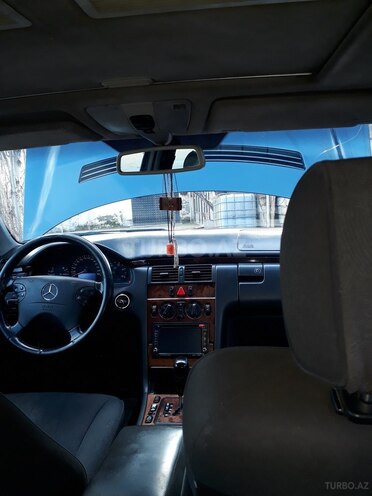 Mercedes E 220 2001, 600,100 km - 2.2 l - Bakı