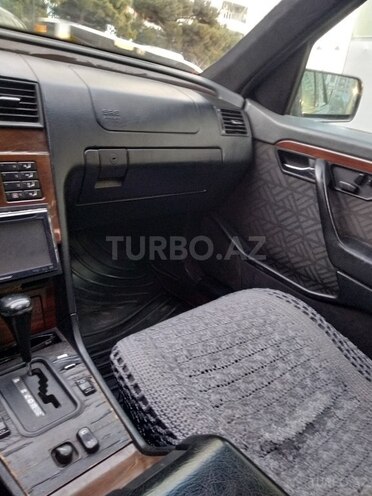 Mercedes C 220 1994, 123,456 km - 2.2 l - Bakı