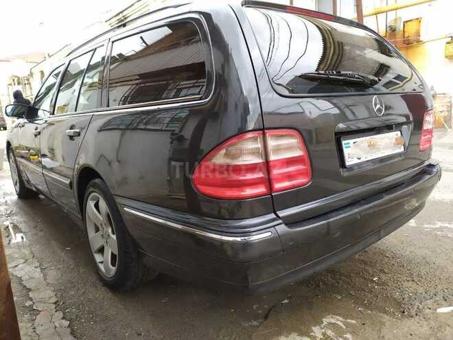 Mercedes E 240 2001, 287,236 km - 2.6 l - Bakı