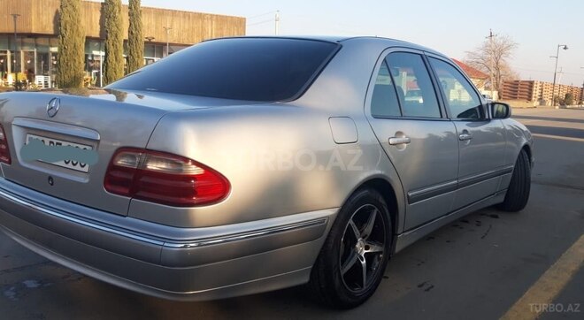 Mercedes E 240 2000, 222,300 km - 2.6 l - Şəmkir