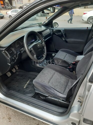 Opel Vectra 1998, 340,000 km - 1.6 l - Bakı