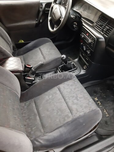 Opel Vectra 1998, 340,000 km - 1.6 l - Bakı