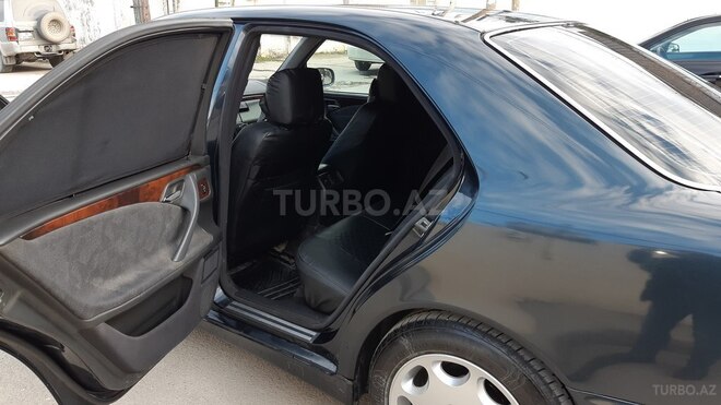 Mercedes E 220 2000, 320,000 km - 2.2 л - Bakı