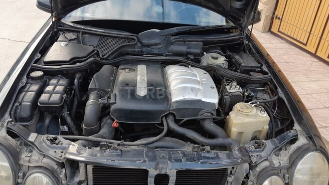 Mercedes E 220 2000, 320,000 km - 2.2 л - Bakı