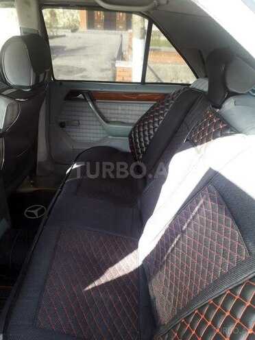 Mercedes E 200 1992, 327,000 km - 2.0 l - Beyləqan