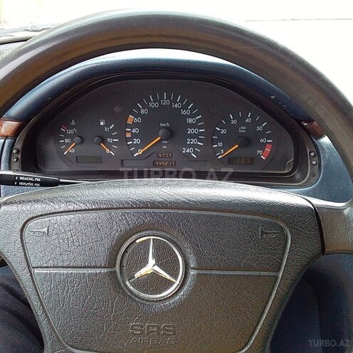 Mercedes E 230 1995, 400,004 km - 0.5 l - Bakı