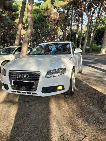 Audi A4 2009, 243,000 km - 1.8 l - Bakı