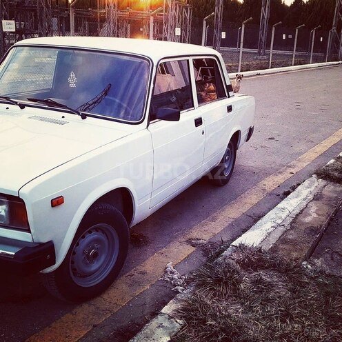 LADA (VAZ) 2107 2011, 53,000 km - 1.6 л - Salyan
