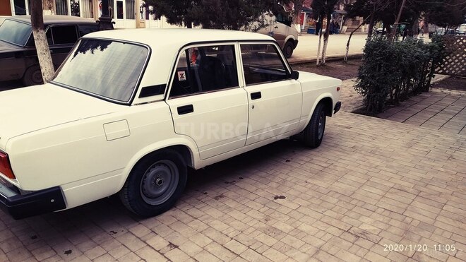 LADA (VAZ) 2107 2011, 53,000 km - 1.6 л - Salyan