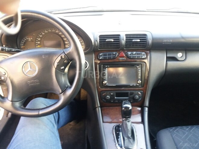 Mercedes C 240 2000, 287,900 km - 2.4 л - Bakı