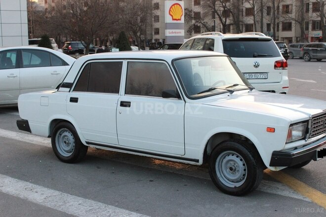 LADA (VAZ) 2107 2011, 145,000 km - 1.6 l - Bakı