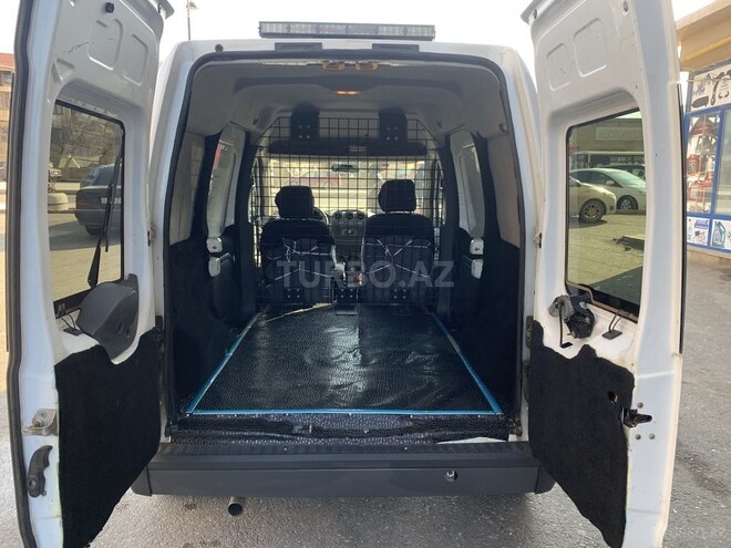 Ford Tourneo Connect 2010, 85,000 km - 2.0 l - Bakı