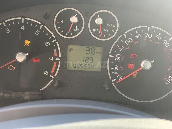 Ford Tourneo Connect 2010, 85,000 km - 2.0 l - Bakı