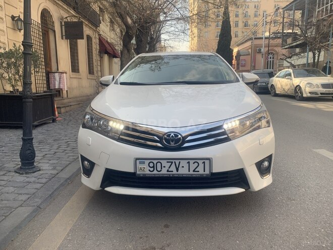 Toyota Corolla 2014, 97,800 km - 1.6 л - Bakı