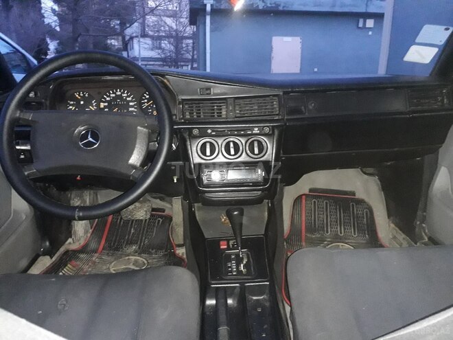 Mercedes 190 1990, 214,523 km - 2.0 l - Bakı