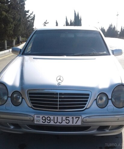 Mercedes E 240 2001, 280,900 km - 2.4 л - Şirvan