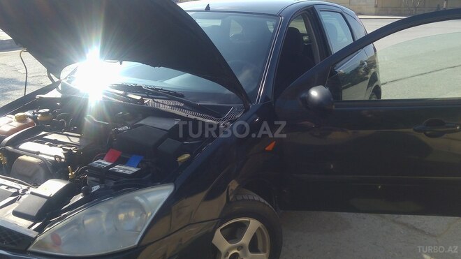 Ford Focus 2001, 260,000 km - 2.0 l - Bakı