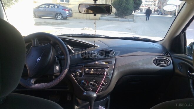 Ford Focus 2001, 260,000 km - 2.0 l - Bakı