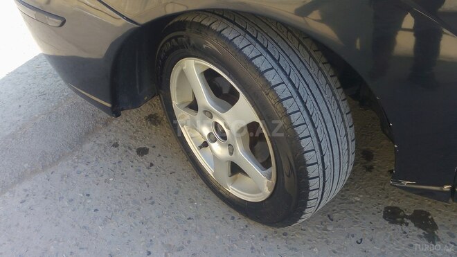 Ford Focus 2001, 260,000 km - 2.0 l - Bakı