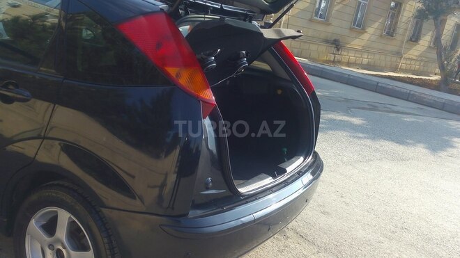 Ford Focus 2001, 260,000 km - 2.0 l - Bakı