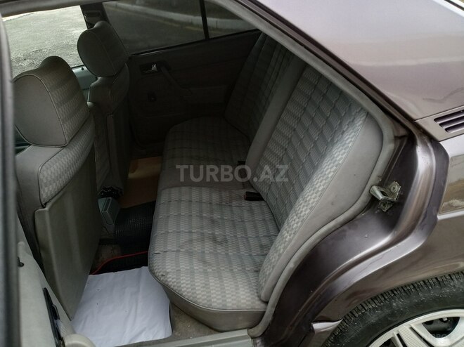 Mercedes 190 1991, 248,454 km - 2.0 l - Sumqayıt