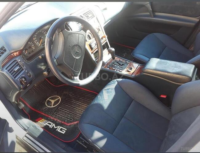 Mercedes E 200 1998, 252,000 km - 2.0 l - Bakı