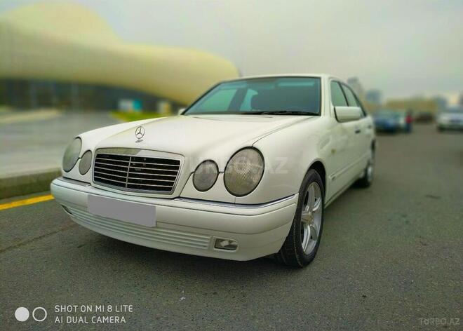 Mercedes E 200 1998, 252,000 km - 2.0 l - Bakı