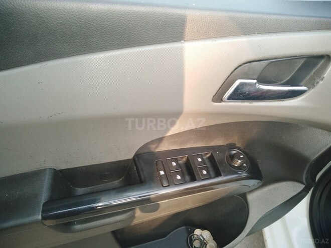 Chevrolet Aveo 2012, 111,987 km - 1.6 л - Bakı