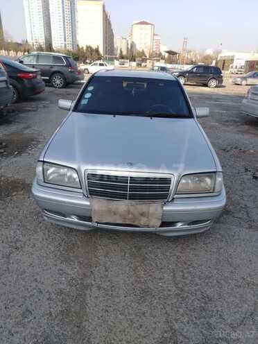 Mercedes C 230 1997, 320,000 km - 2.3 l - Bakı