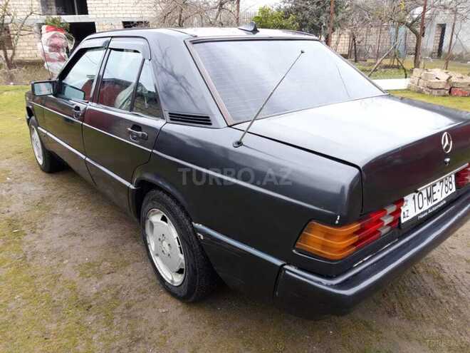 Mercedes 190 1990, 462,195 km - 2.0 l - Astara