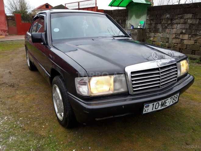 Mercedes 190 1990, 462,195 km - 2.0 l - Astara