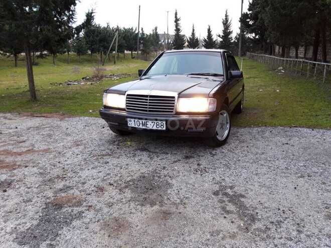 Mercedes 190 1990, 462,195 km - 2.0 l - Astara