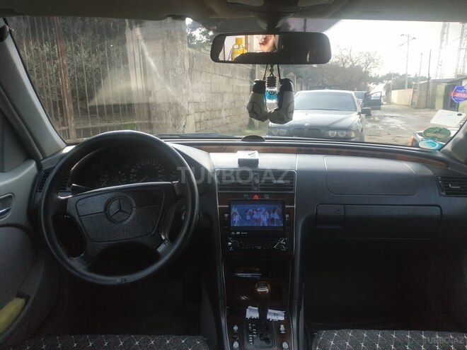 Mercedes C 180 1997, 254,213 km - 1.8 l - Bakı