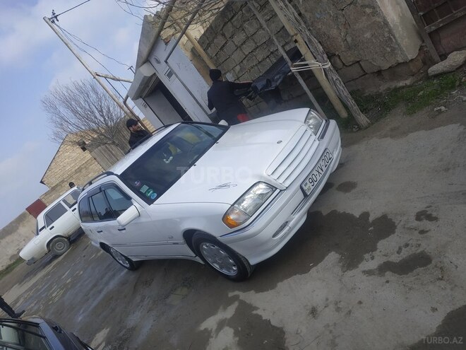 Mercedes C 180 1997, 254,213 km - 1.8 l - Bakı