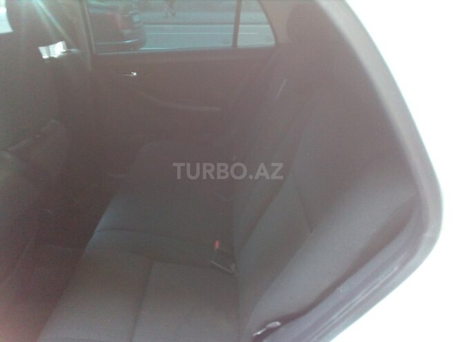 Toyota Corolla 2006, 300,000 km - 1.4 l - Bakı