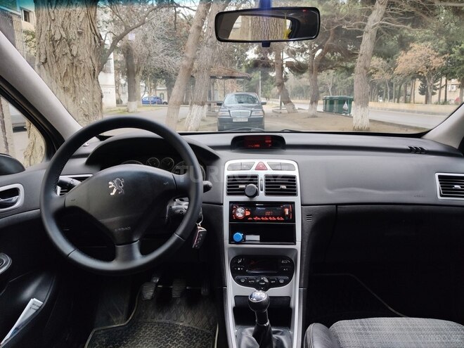 Peugeot 307 2002, 270,000 km - 2.0 l - Bakı