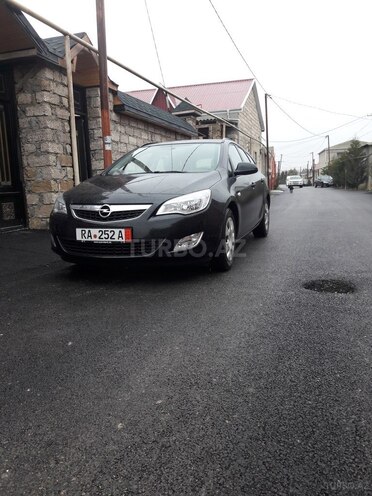 Opel Astra 2012, 155,000 km - 1.3 l - Bakı