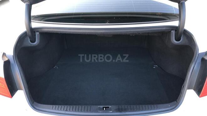 Hyundai Genesis 2012, 104,500 km - 3.8 l - Biləsuvar