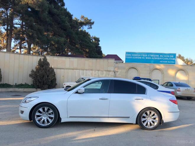 Hyundai Genesis 2012, 104,500 km - 3.8 l - Biləsuvar