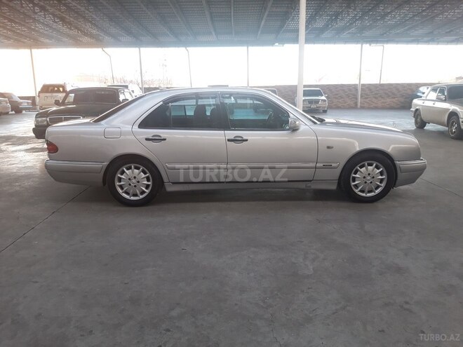 Mercedes E 280 1999, 167,044 km - 2.8 l - Gəncə