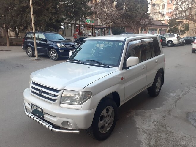 Mitsubishi Pajero io 2000, 277,200 km - 2.0 l - Bakı