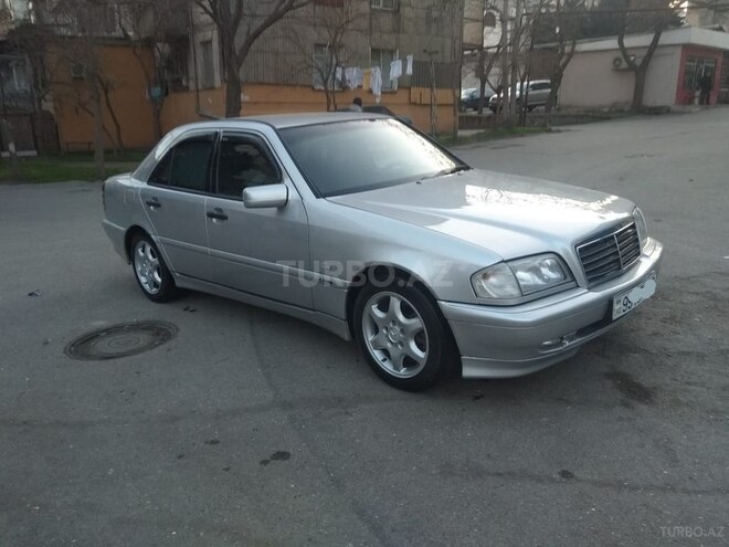 Mercedes C 180 2000, 205,600 km - 1.8 l - Bakı