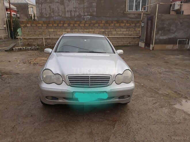 Mercedes C 240 2001, 324,000 km - 2.6 л - Bakı