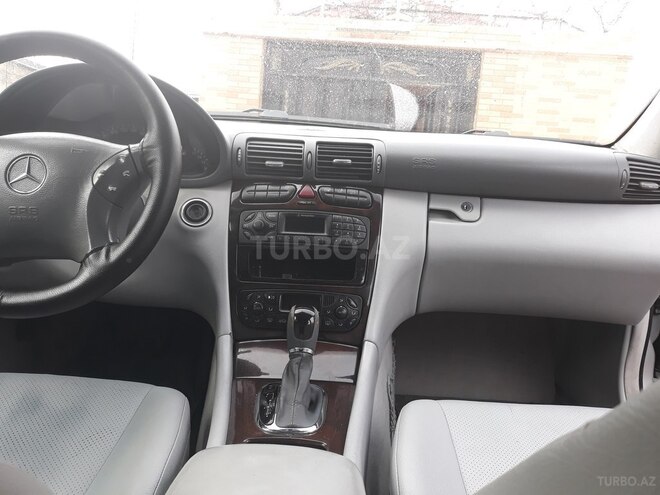 Mercedes C 240 2001, 324,000 km - 2.6 л - Bakı