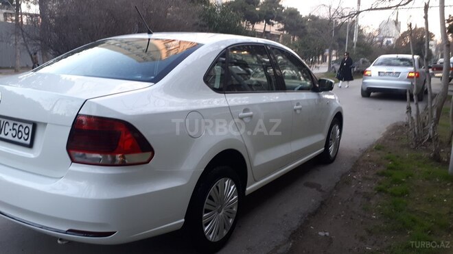 Volkswagen Polo 2017, 37,000 km - 1.6 l - Bakı