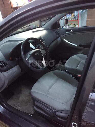 Hyundai Accent 2012, 128,000 km - 1.6 л - Bakı
