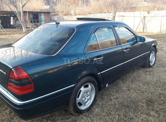 Mercedes C 280 1994, 239,467 km - 2.8 л - Şəki